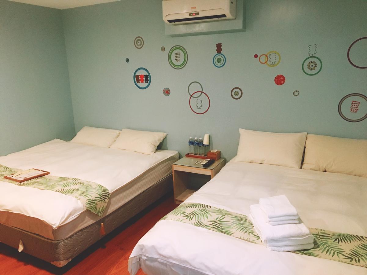 Mini Box Hotel Taipei Exterior photo